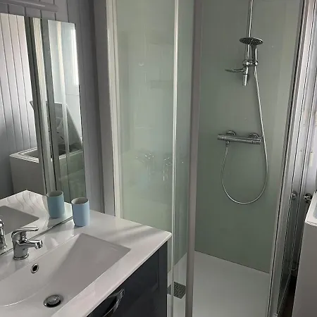 Maison 6 Pers A 400 M De La Avec Wifi Et Piscine Chauffee 別荘 *