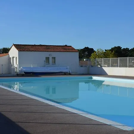 別荘 Maison 6 Pers A 400 M De La Avec Wifi Et Piscine Chauffee ブルティニョール・シュル・メール