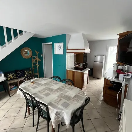 Maison 6 Pers A 400 M De La Avec Wifi Et Piscine Chauffee Holiday home Bretignolles-sur-Mer