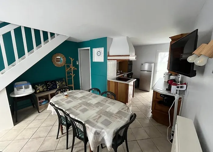 Maison 6 Pers A 400 M De La Avec Wifi Et Piscine Chauffee Nyaraló Brétignolles-sur-Mer