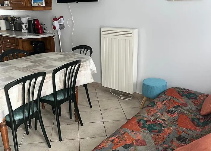 Maison 6 Pers A 400 M De La Avec Wifi Et Piscine Chauffee
