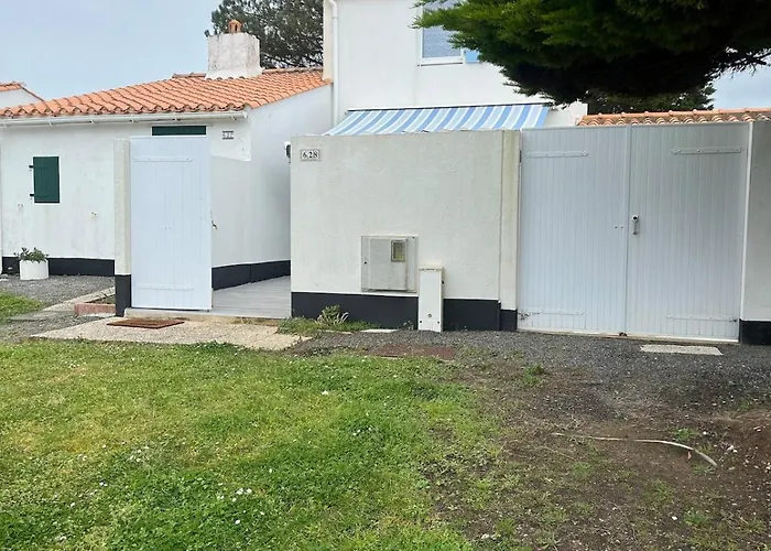 Maison 6 Pers A 400 M De La Avec Wifi Et Piscine Chauffee Nyaraló